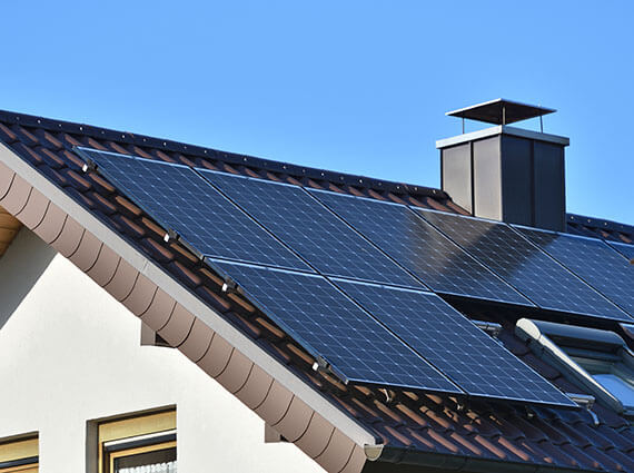 Combien de panneaux solaires faut-il pour une maison ?